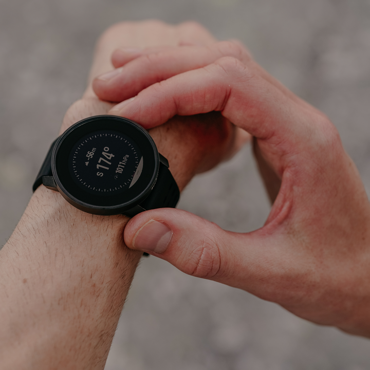 Suunto 9 Peak Pro All Black - Extremely thin and tough GPS multisport watch with superior battery life